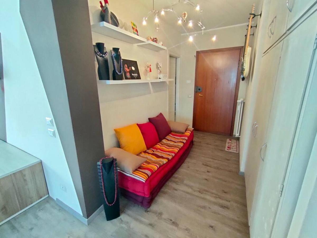 Appartamento Chentre En Ville - A 2 Passi Dal Centro - Parcheggio Gratuito - Cir-Vda-Aosta-0073 Buitenkant foto