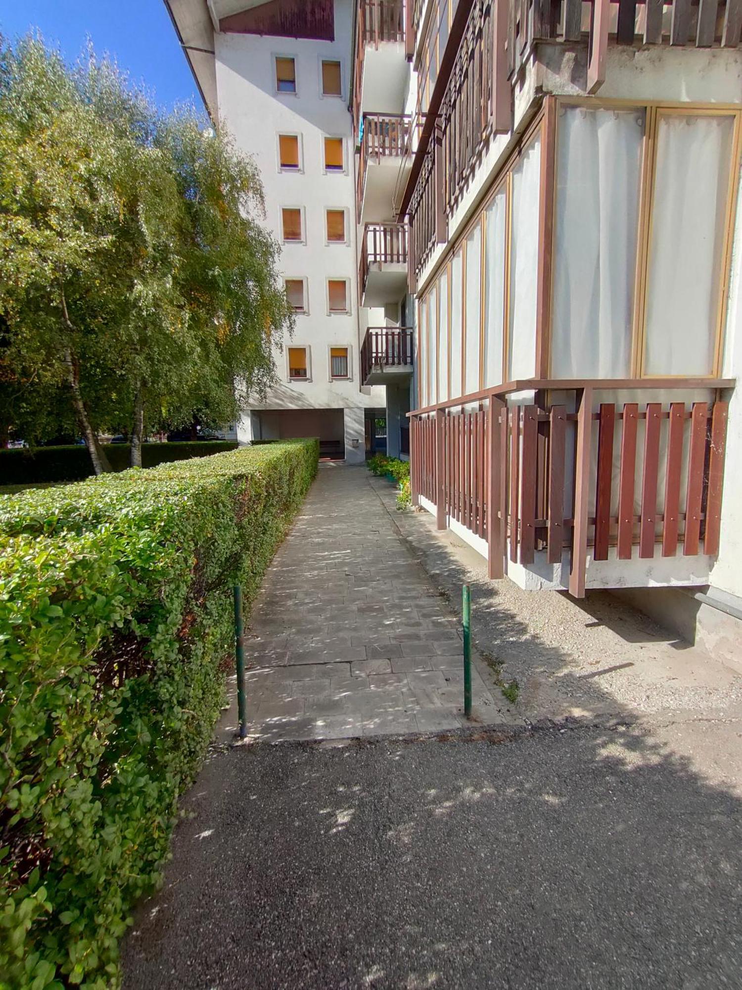 Appartamento Chentre En Ville - A 2 Passi Dal Centro - Parcheggio Gratuito - Cir-Vda-Aosta-0073 Buitenkant foto